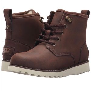 Boys Ugg Maple Boots